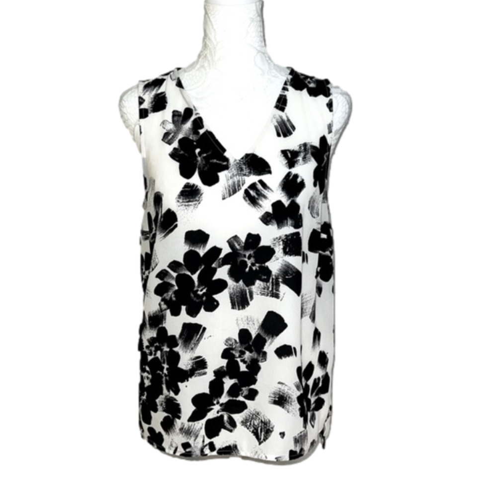 1. State Off White w/ Black Floral Pattern Sleeveless V-Neck Top Blouse - Sz Med
